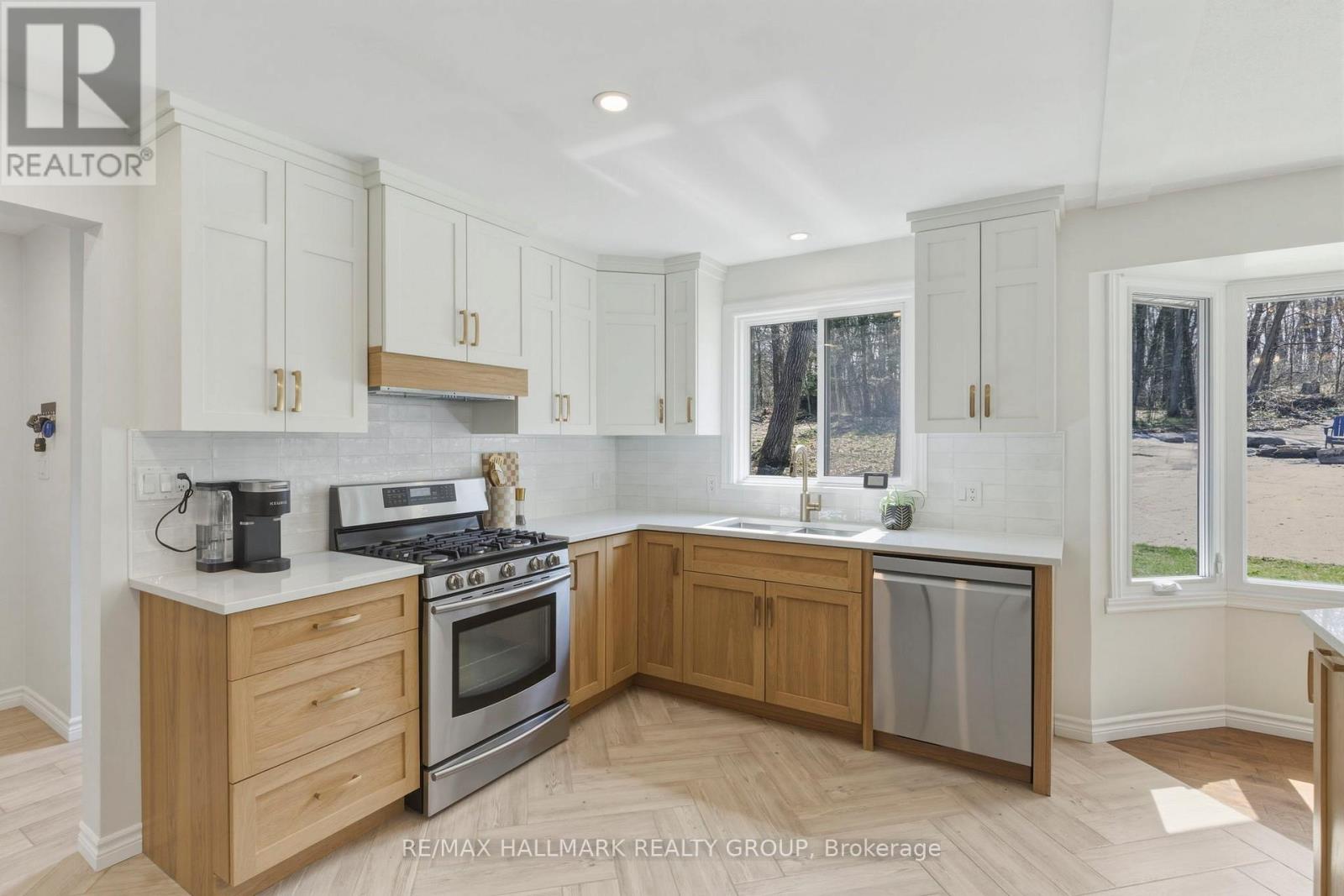 408 Yole Crescent Property Photo 15
