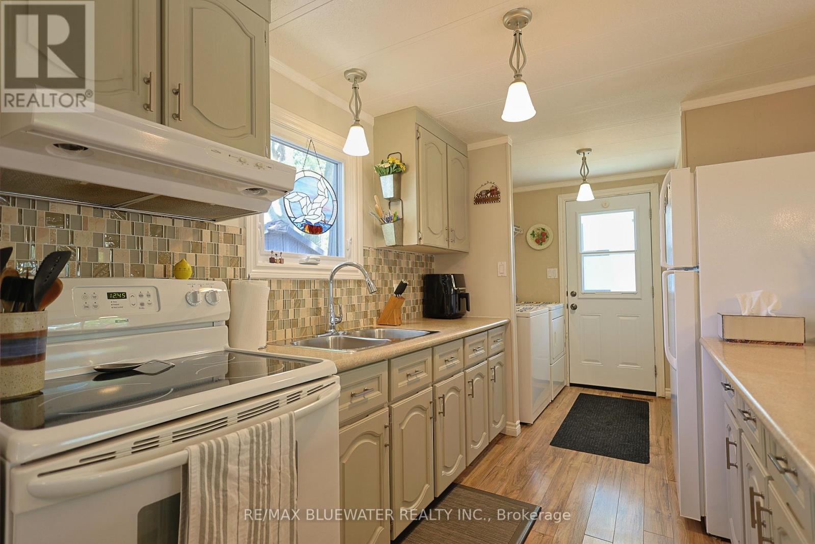 95 Shannon Boulevard Property Photo 21