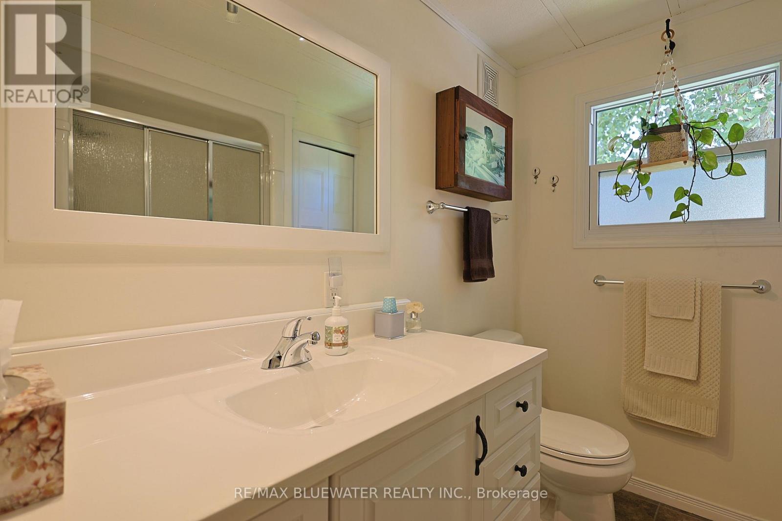 95 Shannon Boulevard Property Photo 37