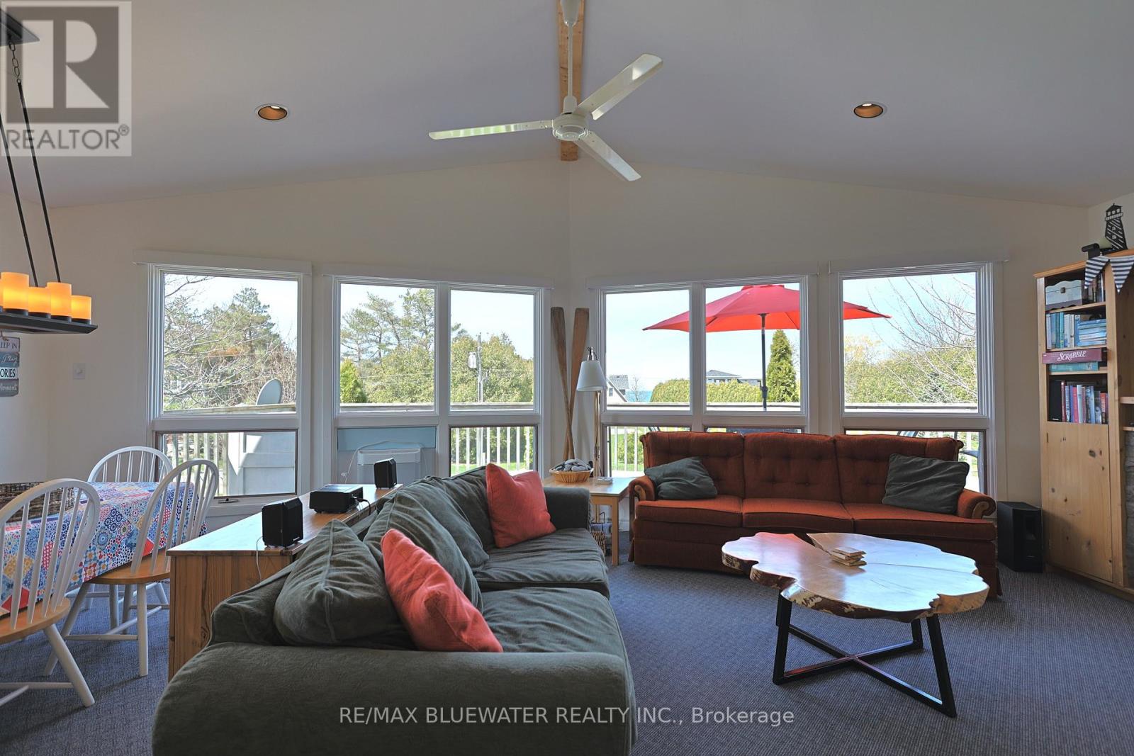 74156 Bluehaven Beach Drive Property Photo 17