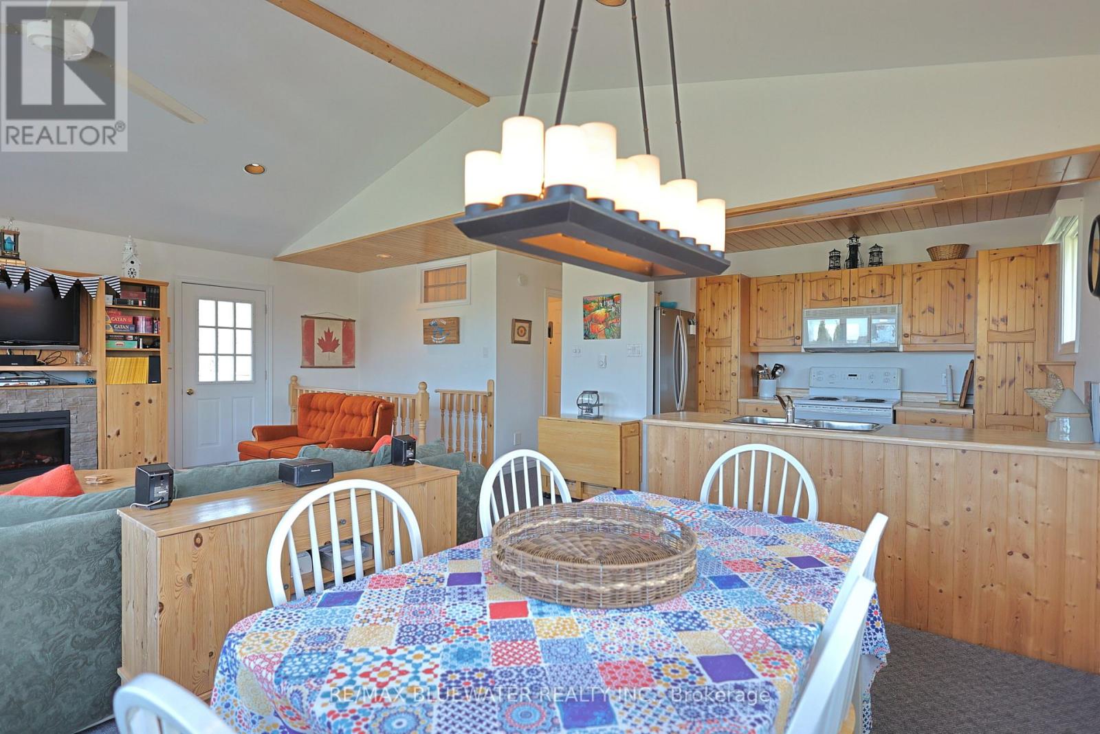 74156 Bluehaven Beach Drive Property Photo 25