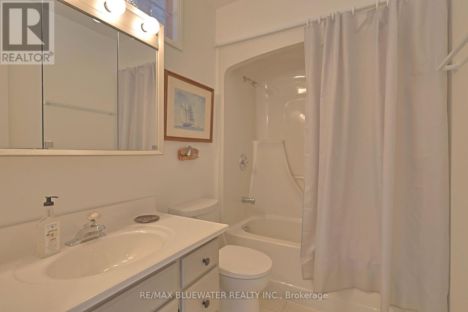 74156 Bluehaven Beach Drive Property Photo 32