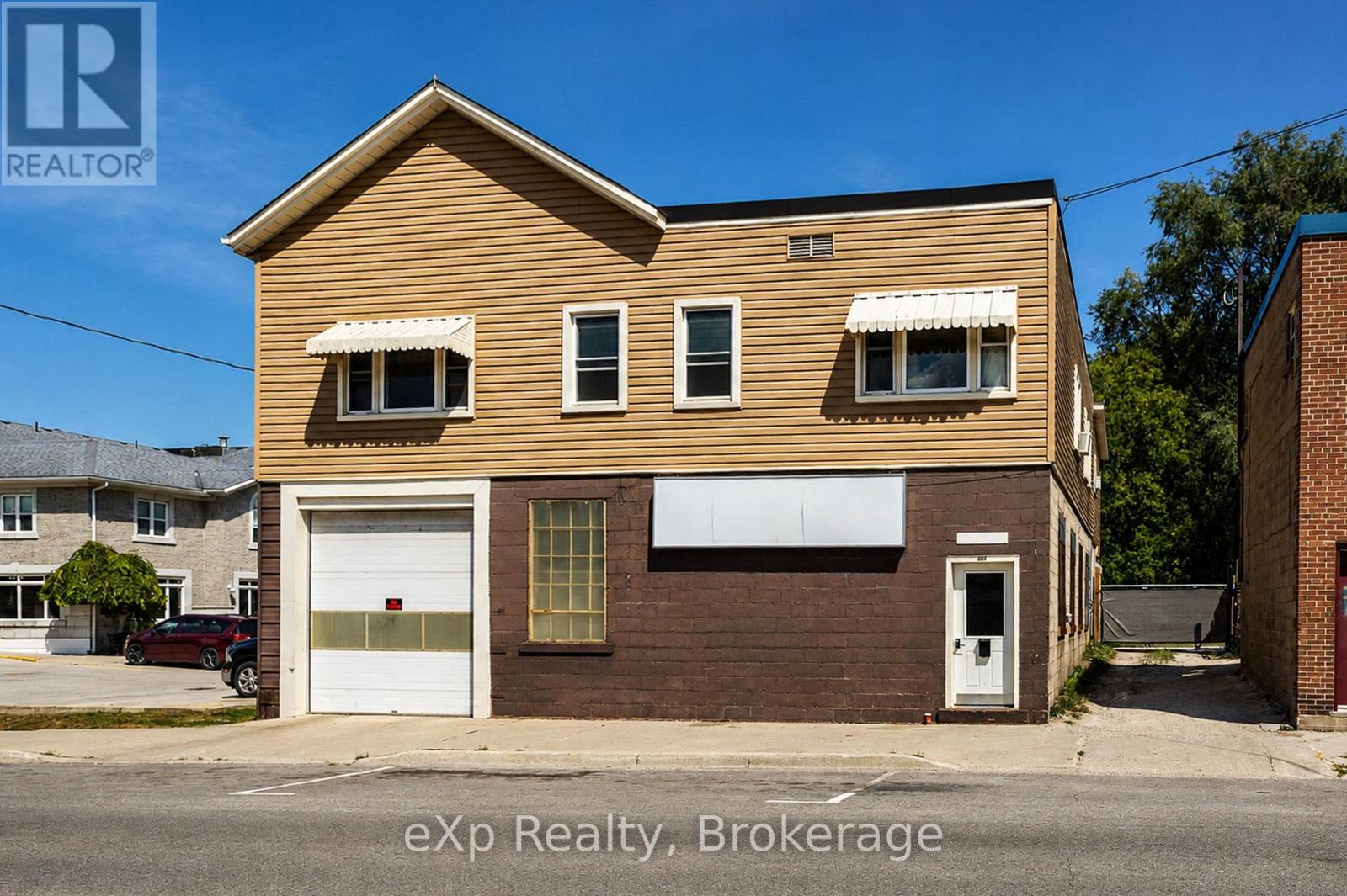 827 3rd Avenue E Property Photo 11