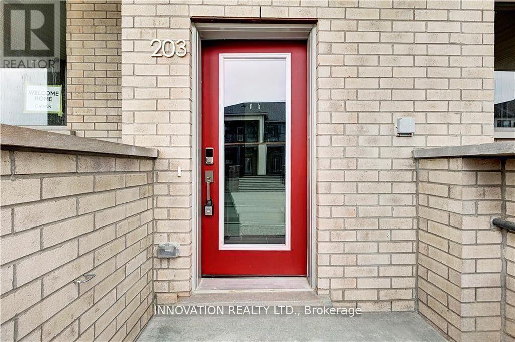 203 Speckled Alder Row Property Photo 2