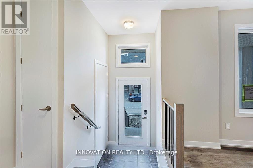 203 Speckled Alder Row Property Photo 3