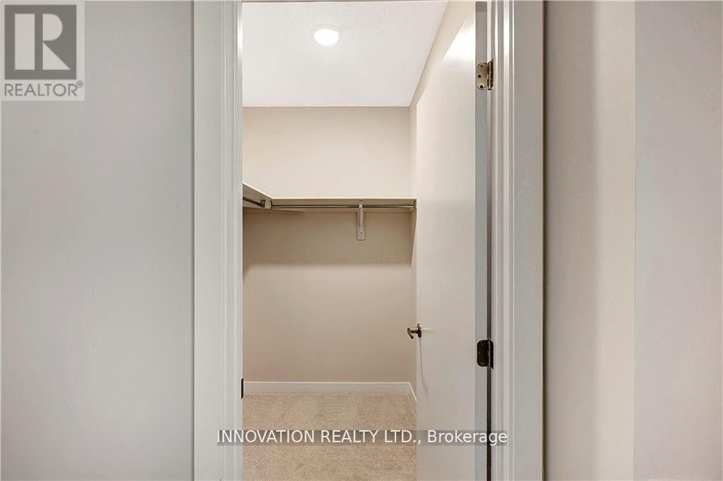 203 Speckled Alder Row Property Photo 11