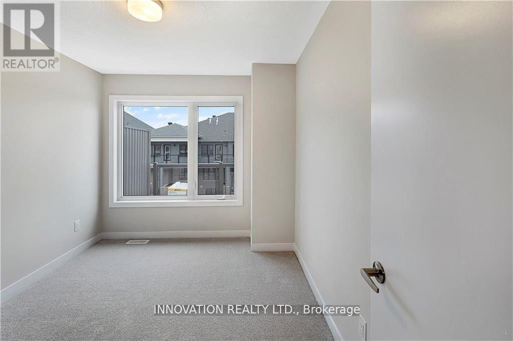 203 Speckled Alder Row Property Photo 18