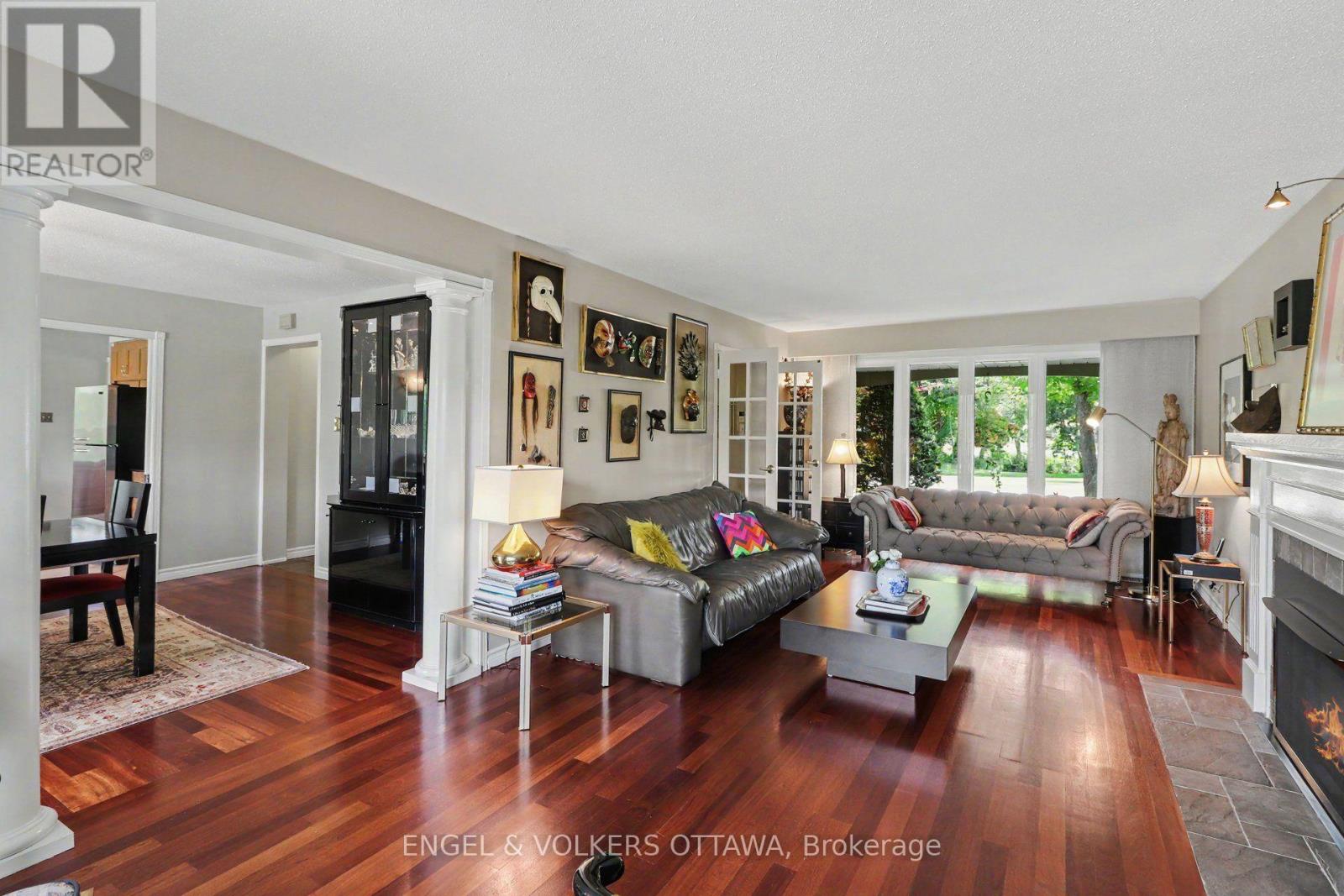 1941 Naskapi Drive Property Photo 14