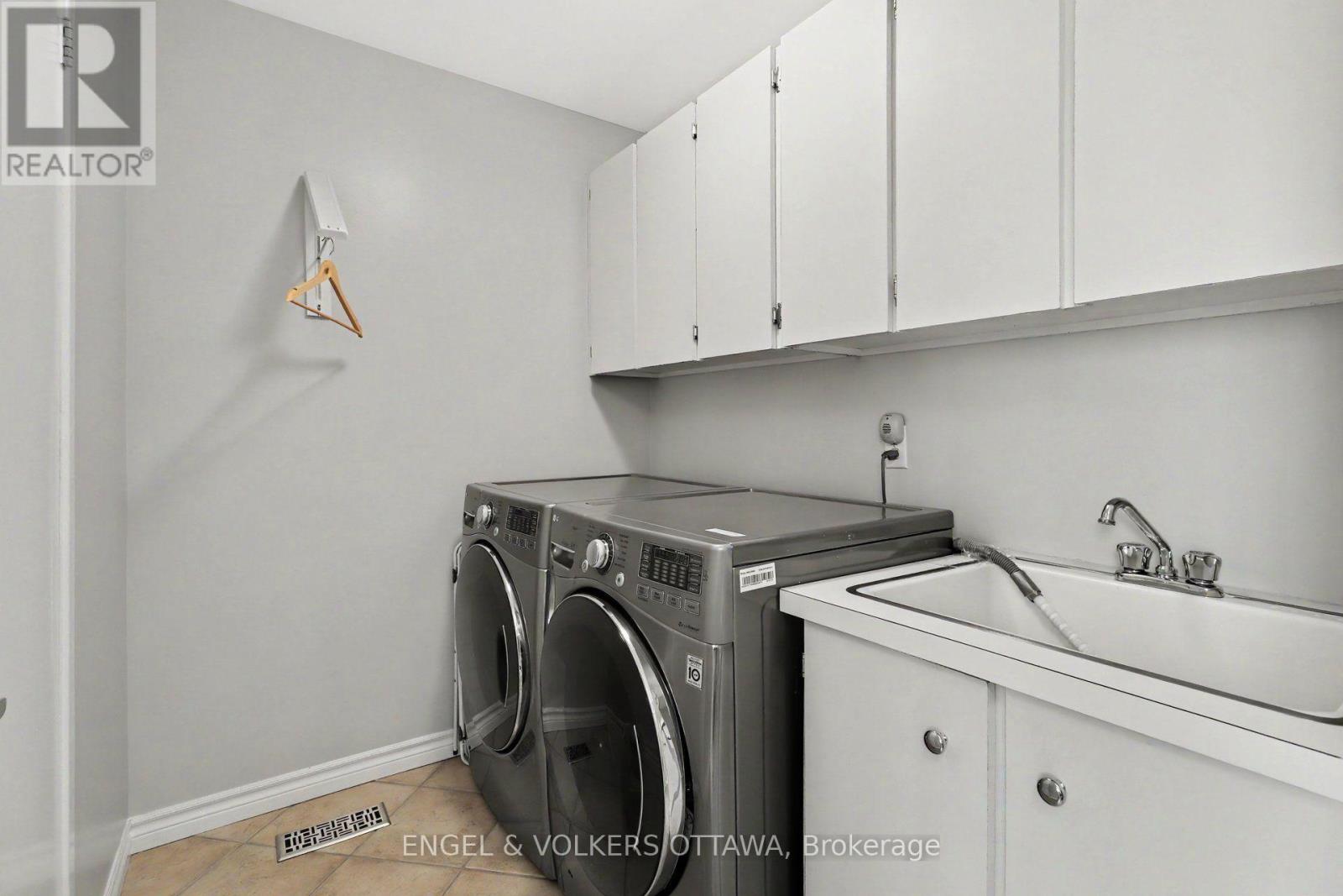 1941 Naskapi Drive Property Photo 22