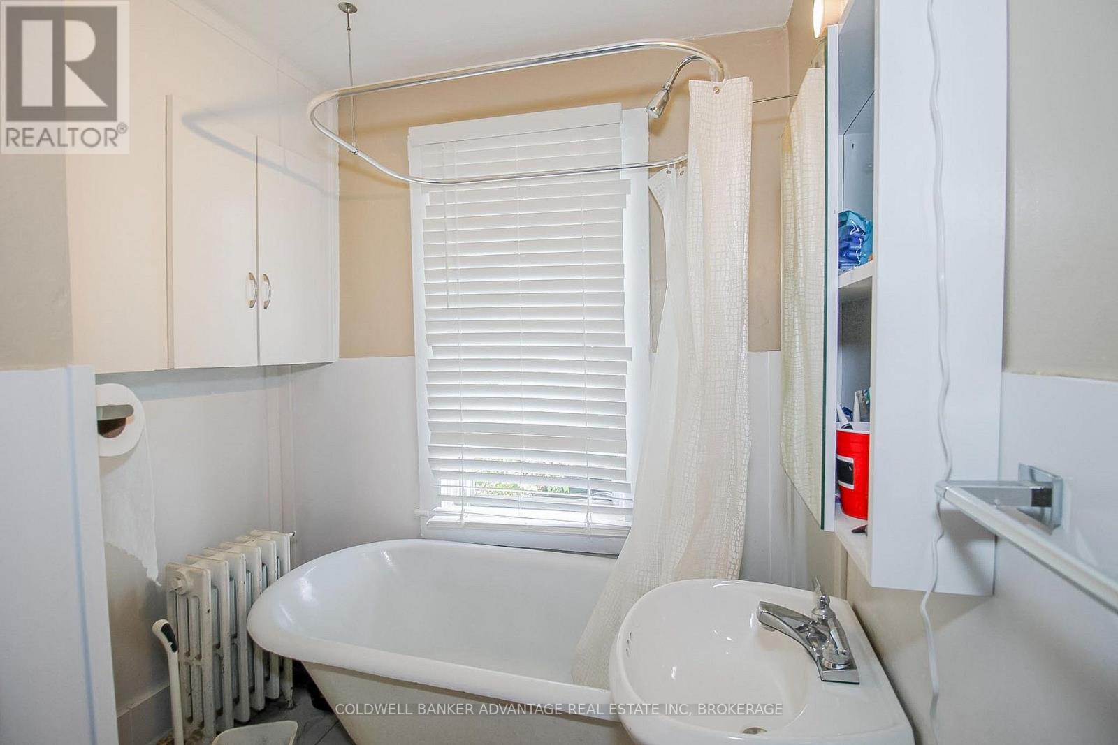 305 Burgar Street Property Photo 20
