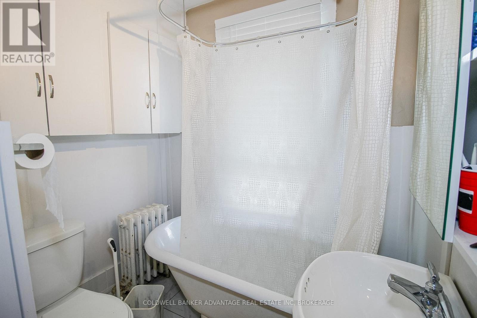 305 Burgar Street Property Photo 21