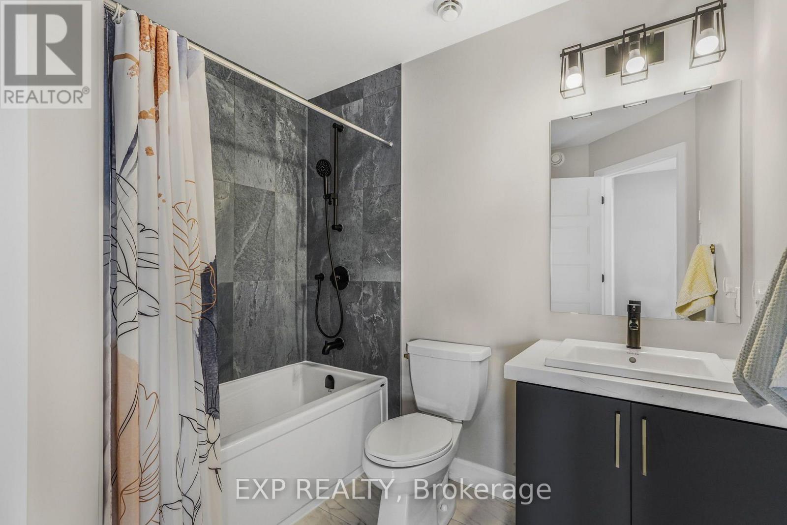 1202 Montblanc Crescent Property Photo 21