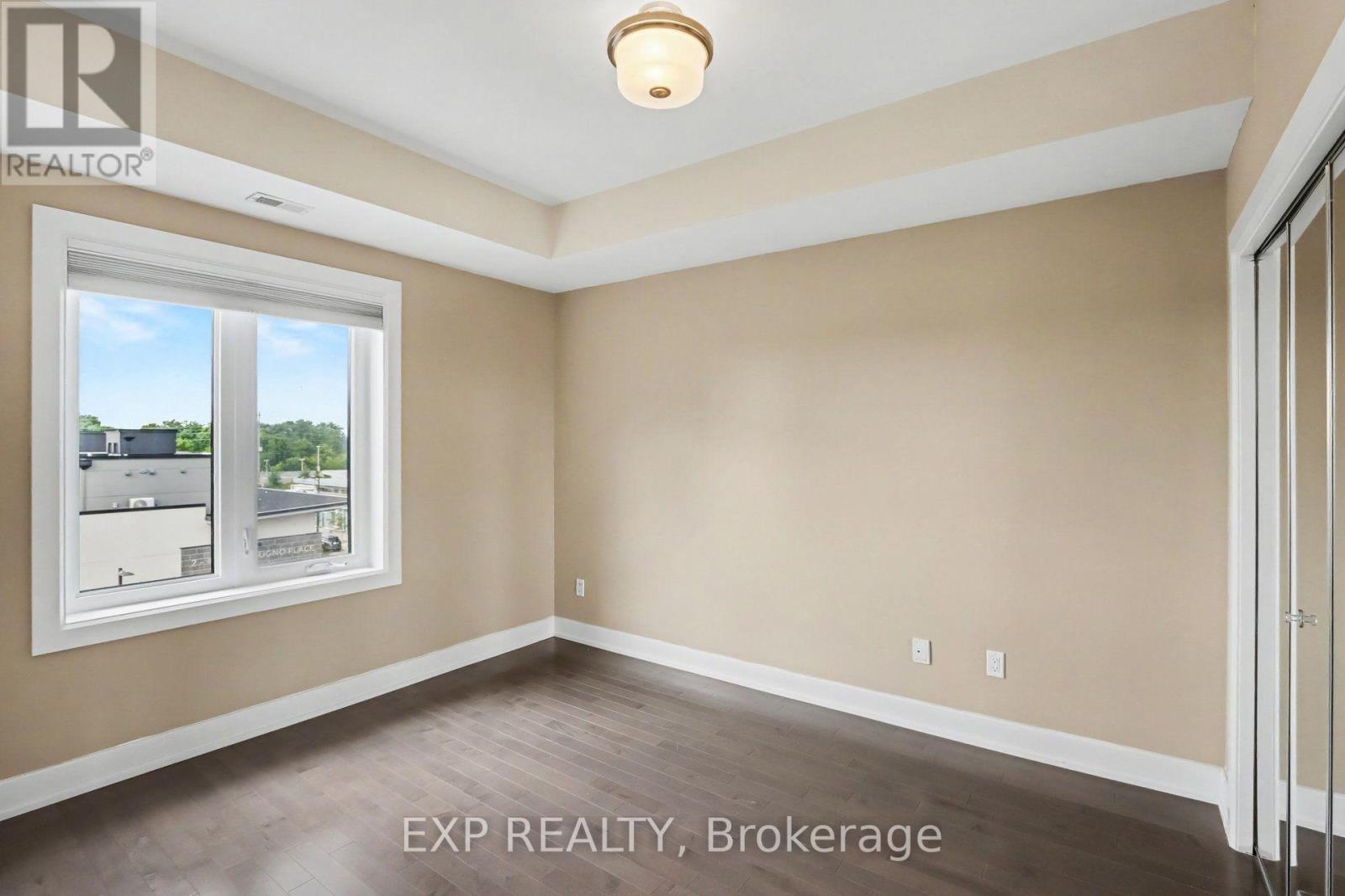 405 - 615 Longfields Drive Property Photo 14
