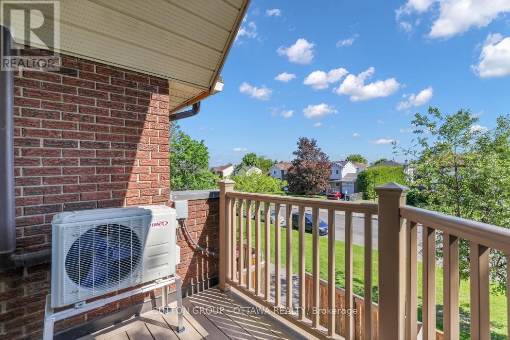 201 - 1835 Marsala Crescent Property Photo 14