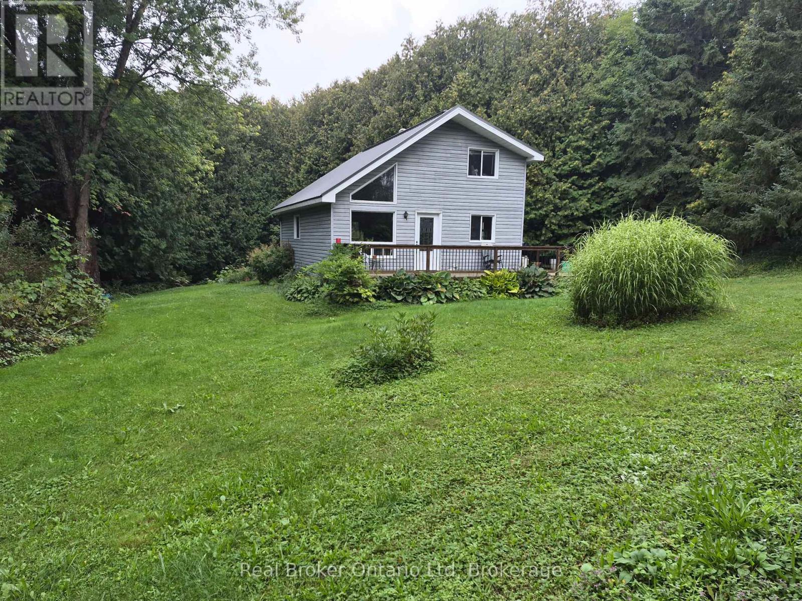 775522 Highway 10 Highway S Property Photo 1