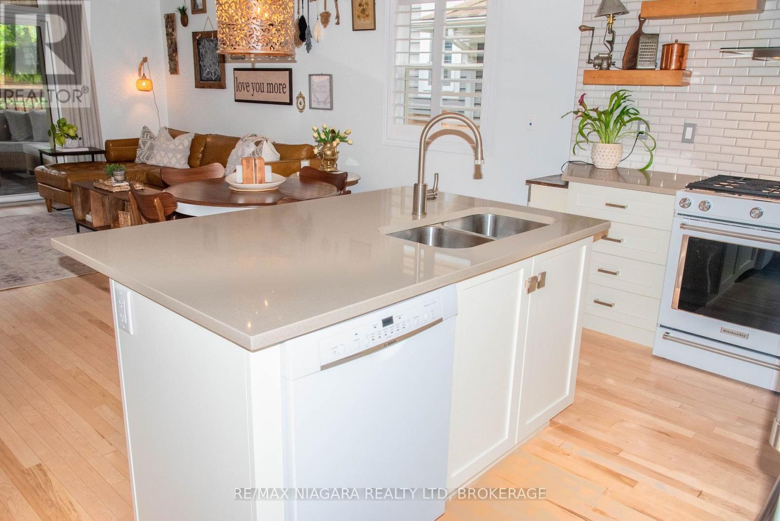 436 Ridgeway Road Property Photo 11