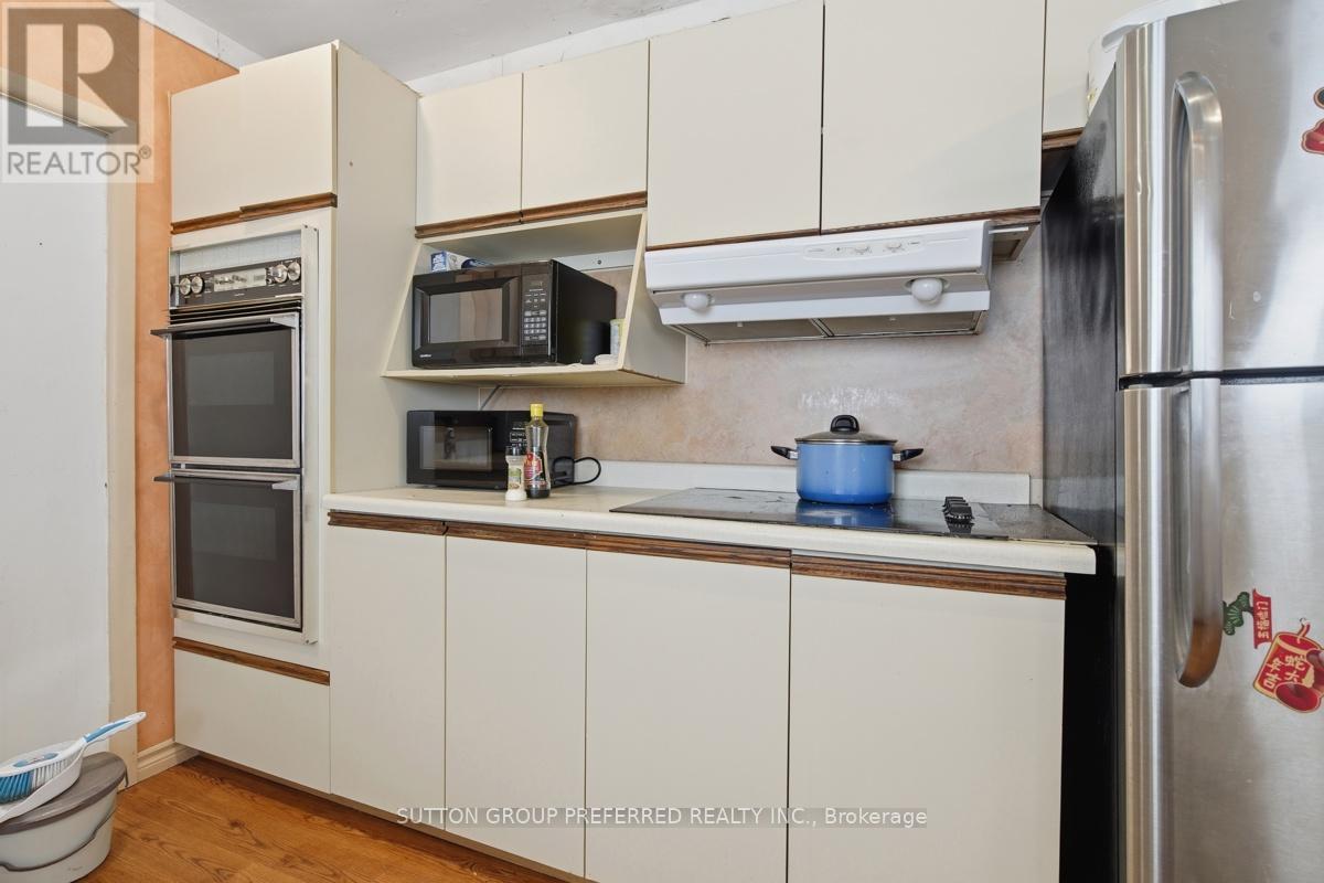2 Ruskin Court Property Photo 16