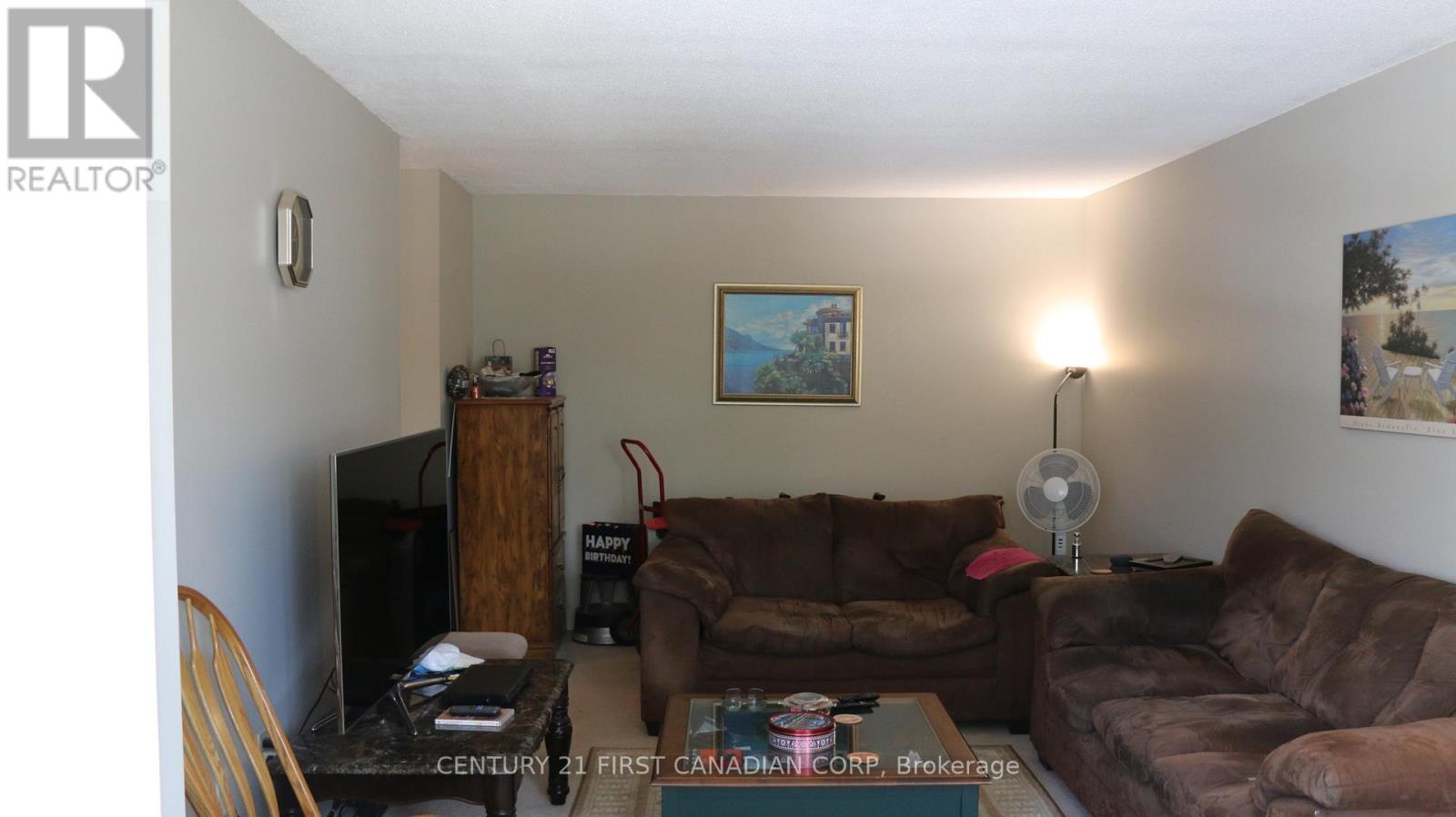207 - 600 Grenfell Drive Property Photo 5