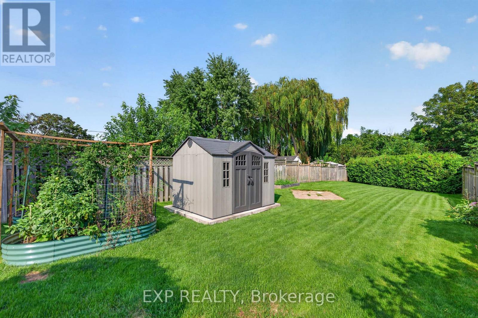 4385 HENRY AVENUE Property Photo 1