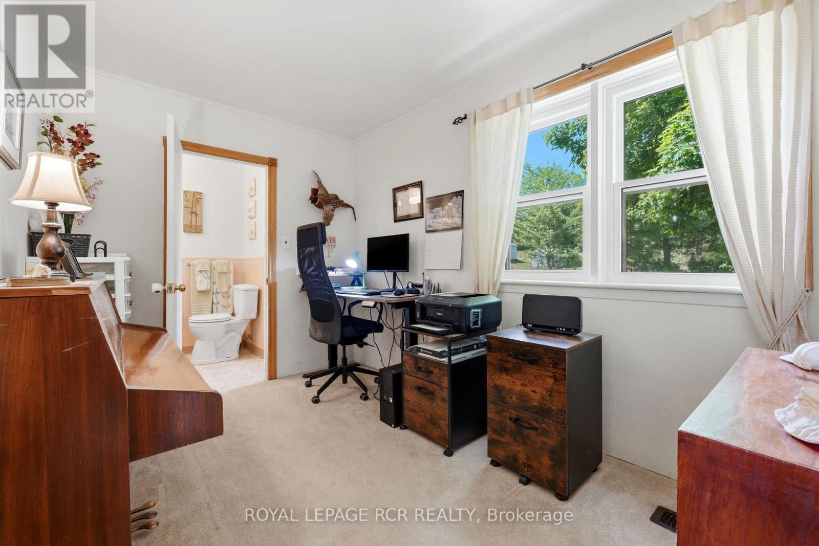 953450 7th Line Property Photo 16