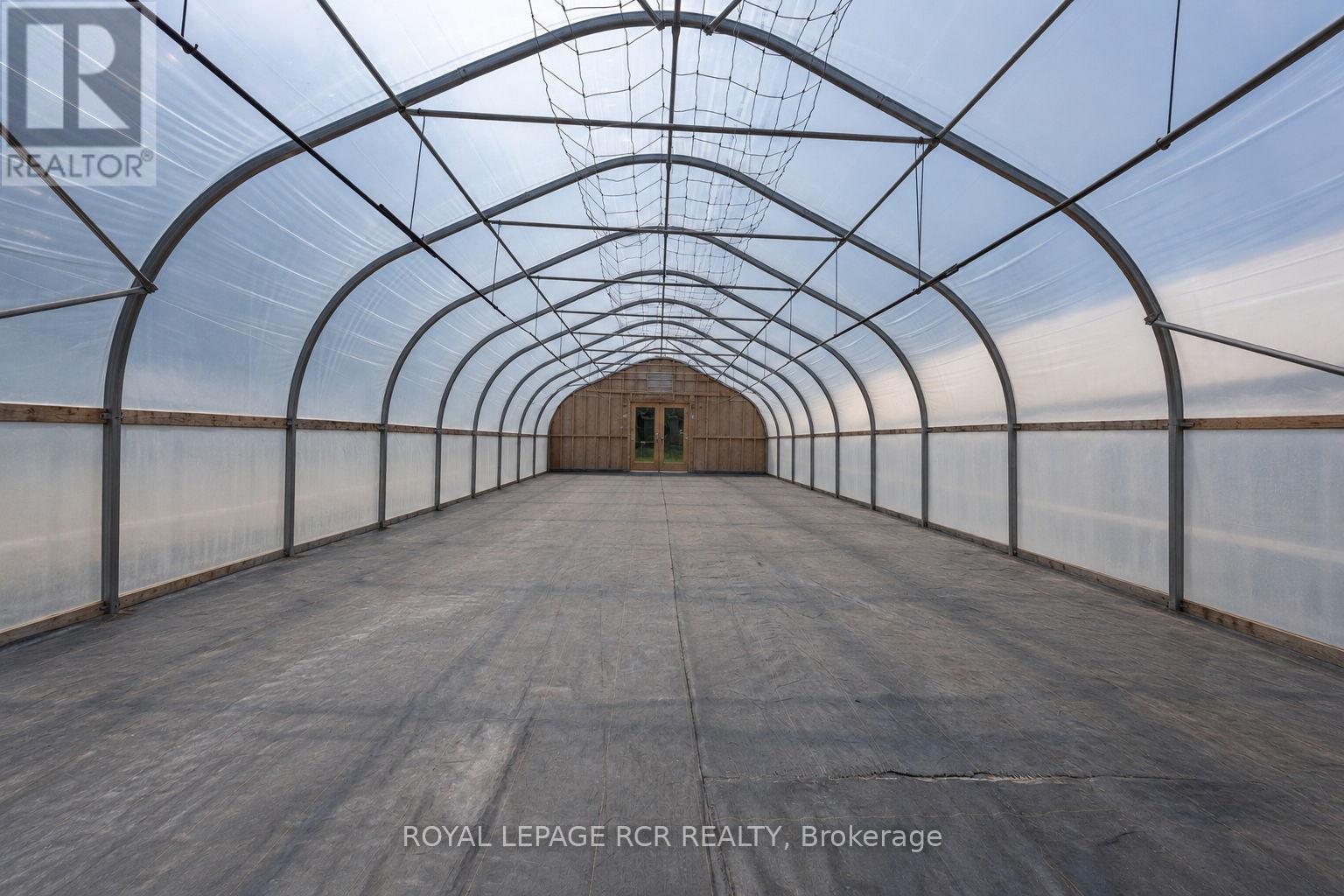 953450 7th Line Property Photo 29