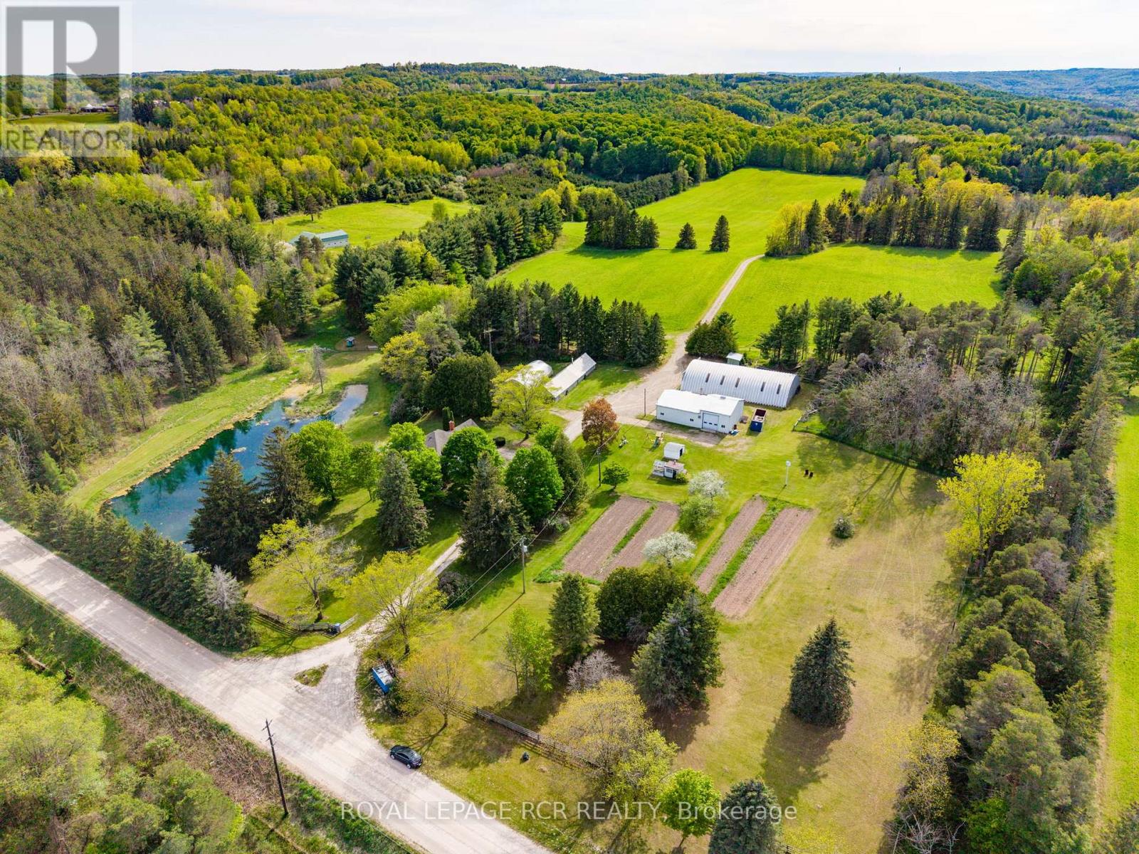 953450 7th Line Property Photo 48