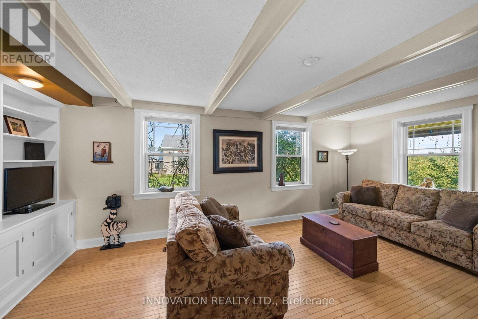 3133 Woodkilton Road Property Photo 6