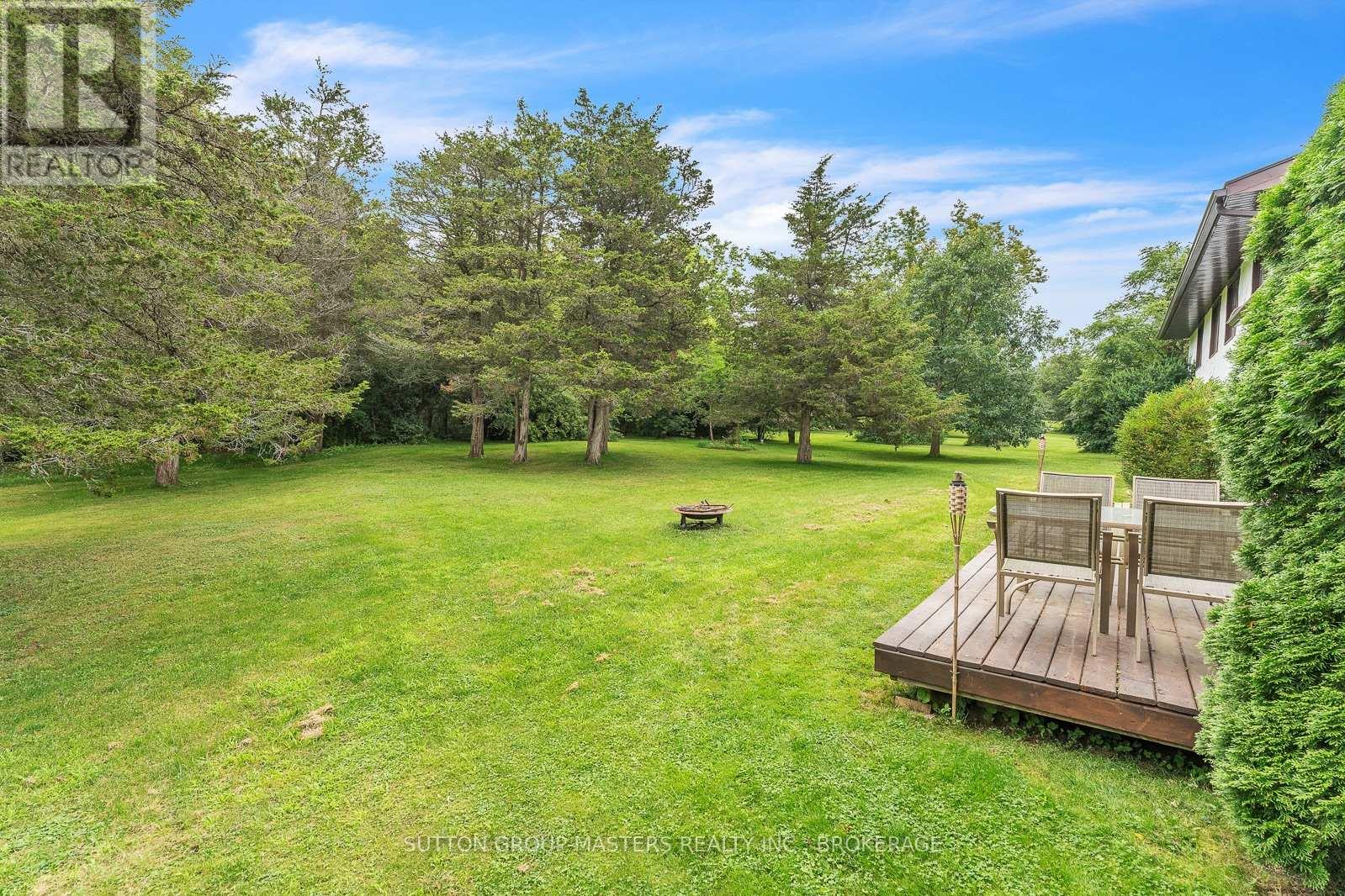 2 Stonehead Circle Property Photo 10