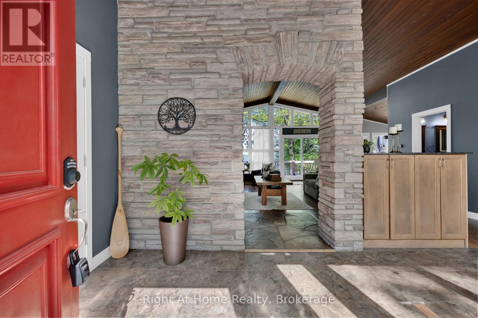 7508 Bamsey Drive Property Photo 11
