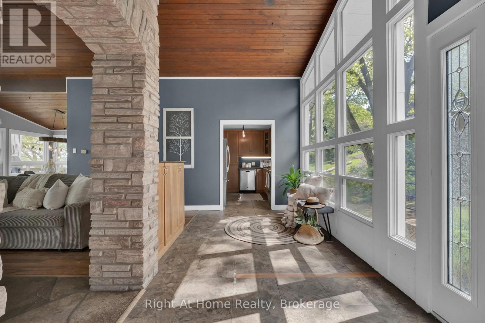 7508 Bamsey Drive Property Photo 12