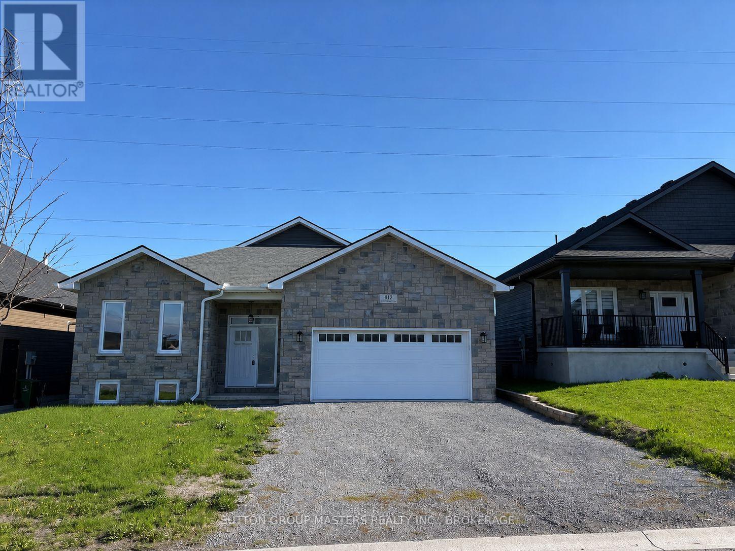812 Windermere Drive Property Photo 1