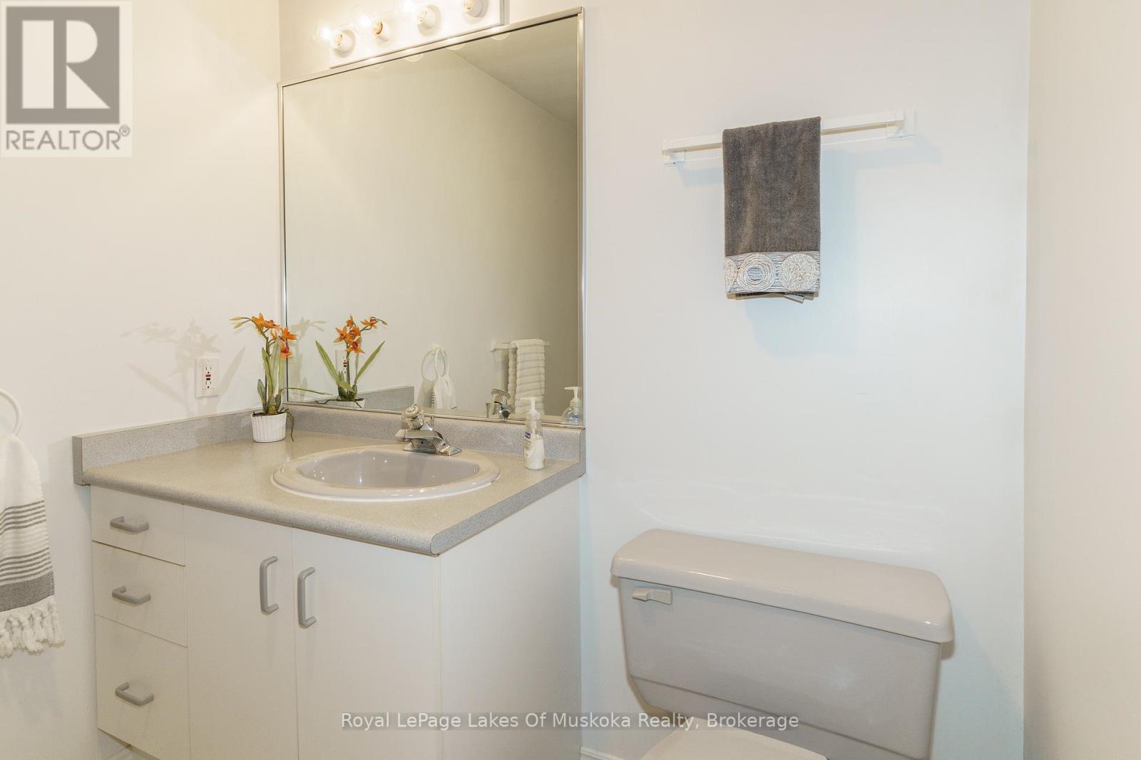 1020 Amelia Crescent Property Photo 25