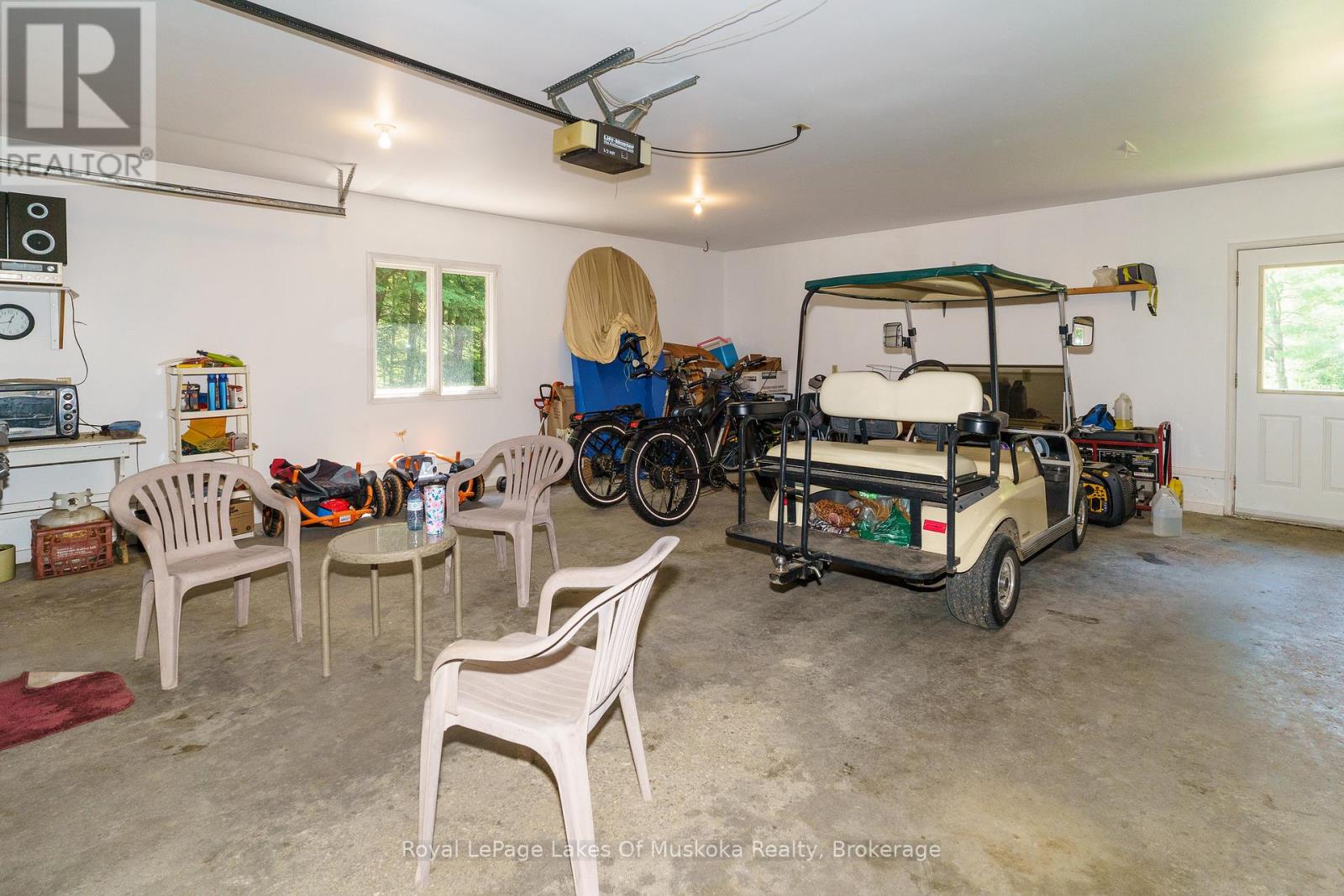 1020 Amelia Crescent Property Photo 29