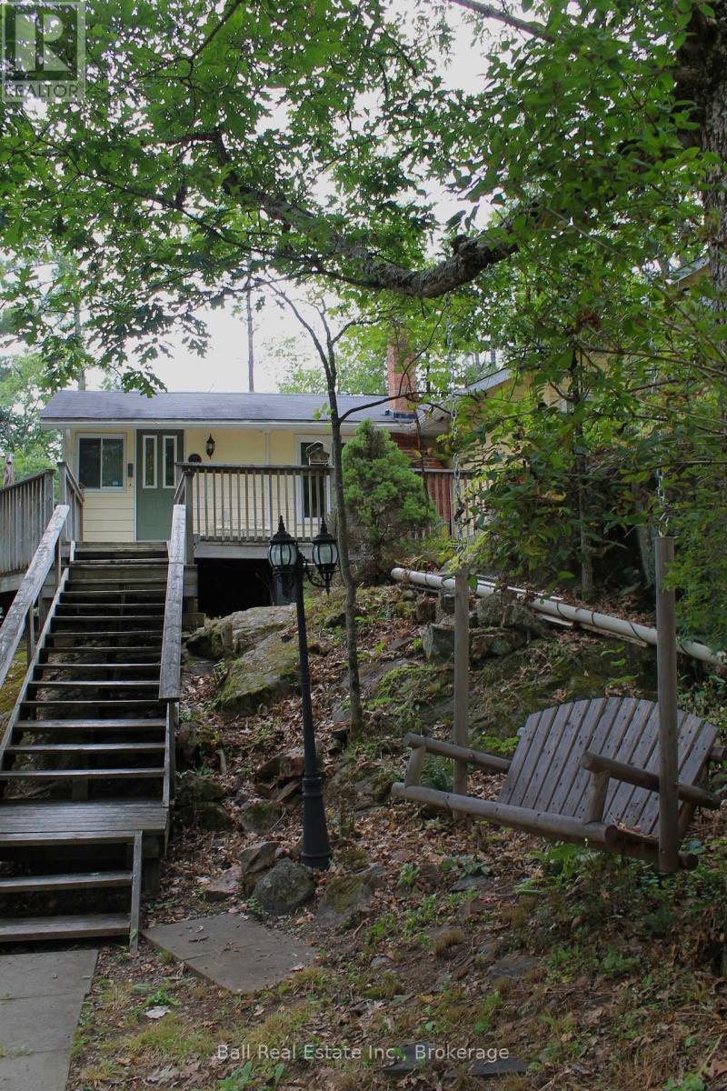 3559 Harbour Point Lane Property Photo 2