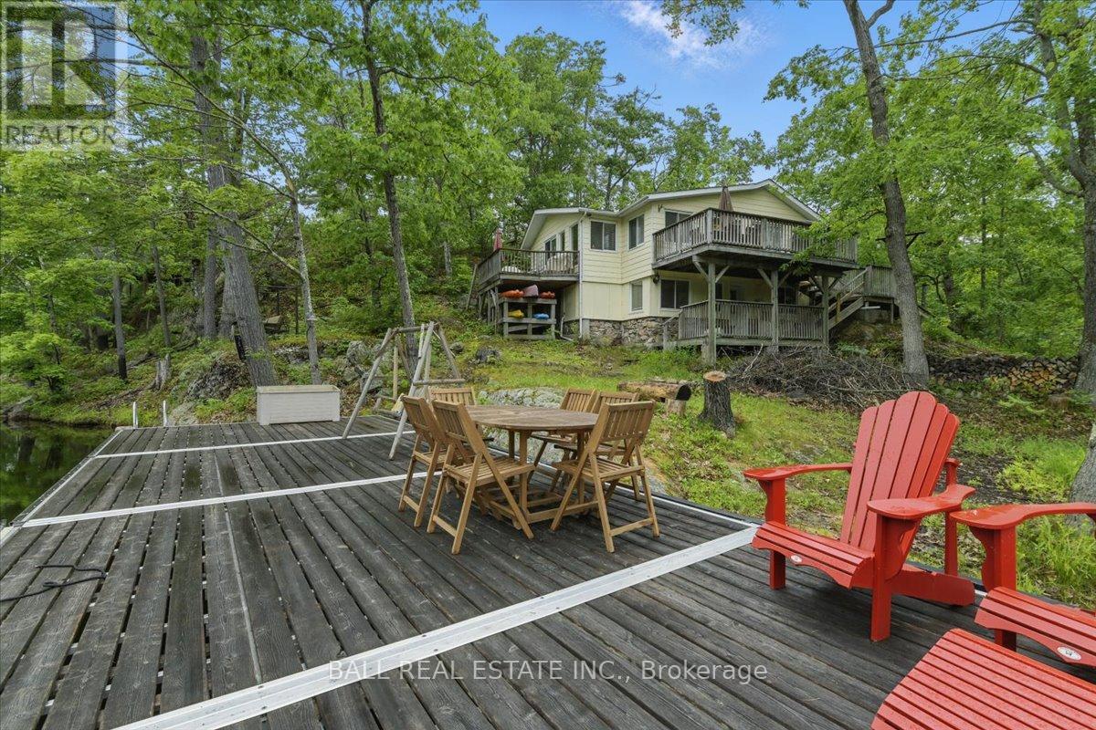 3559 Harbour Point Lane Property Photo 8