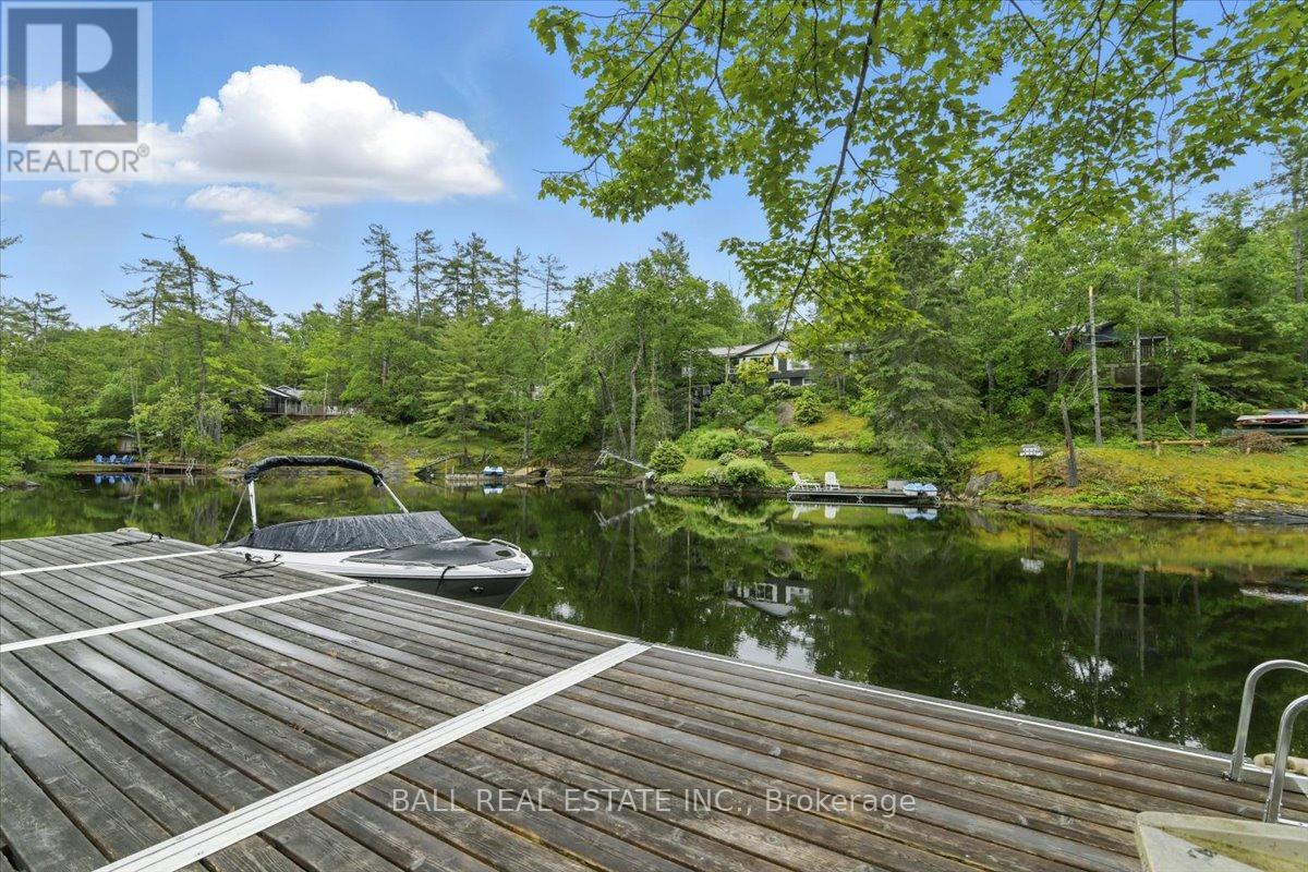 3559 Harbour Point Lane Property Photo 9