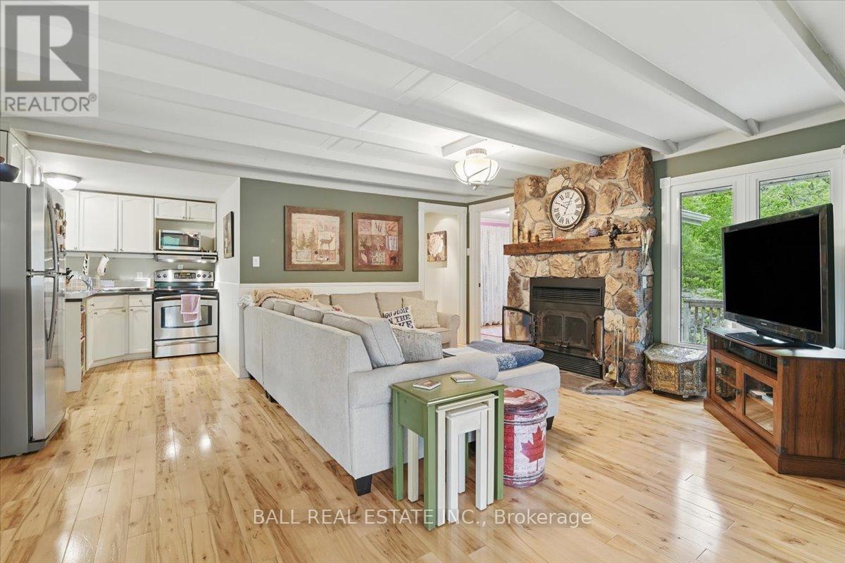3559 Harbour Point Lane Property Photo 16