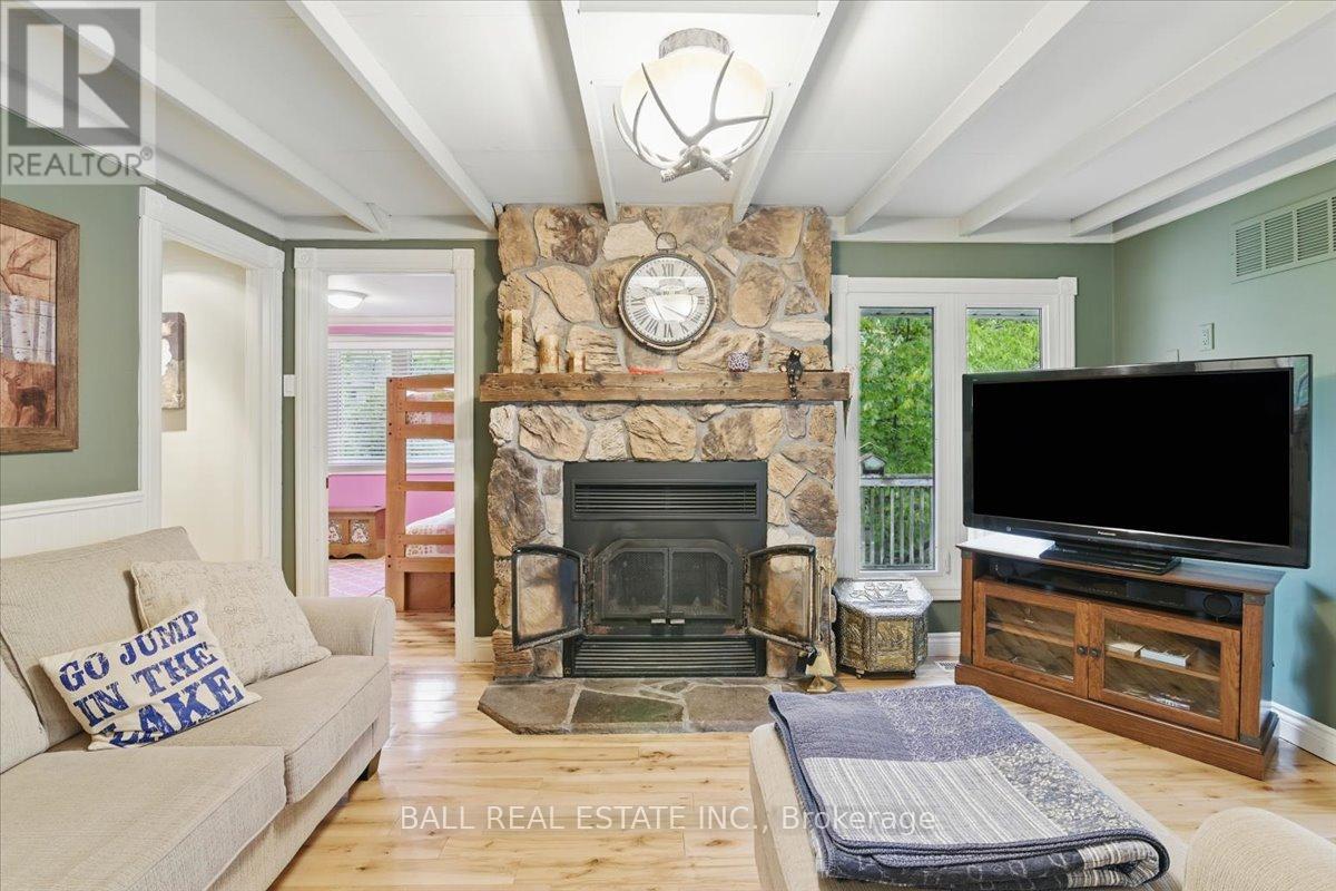 3559 Harbour Point Lane Property Photo 17
