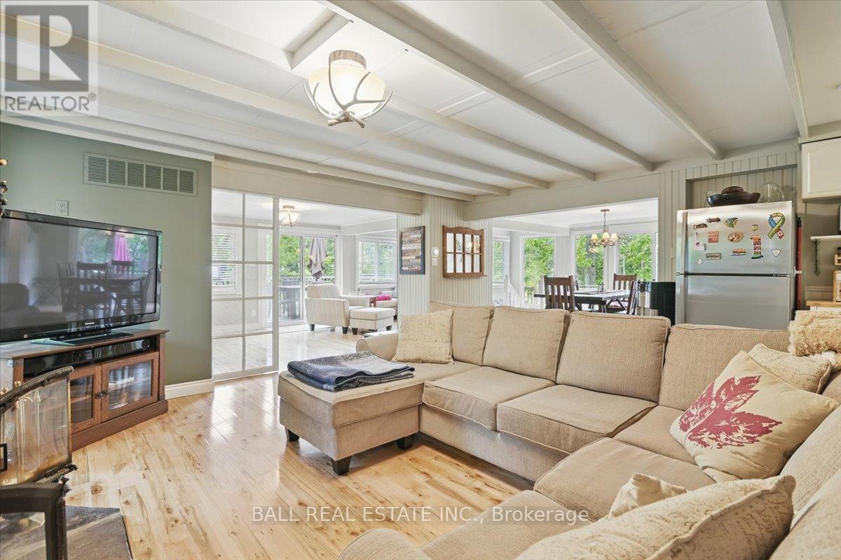 3559 Harbour Point Lane Property Photo 19