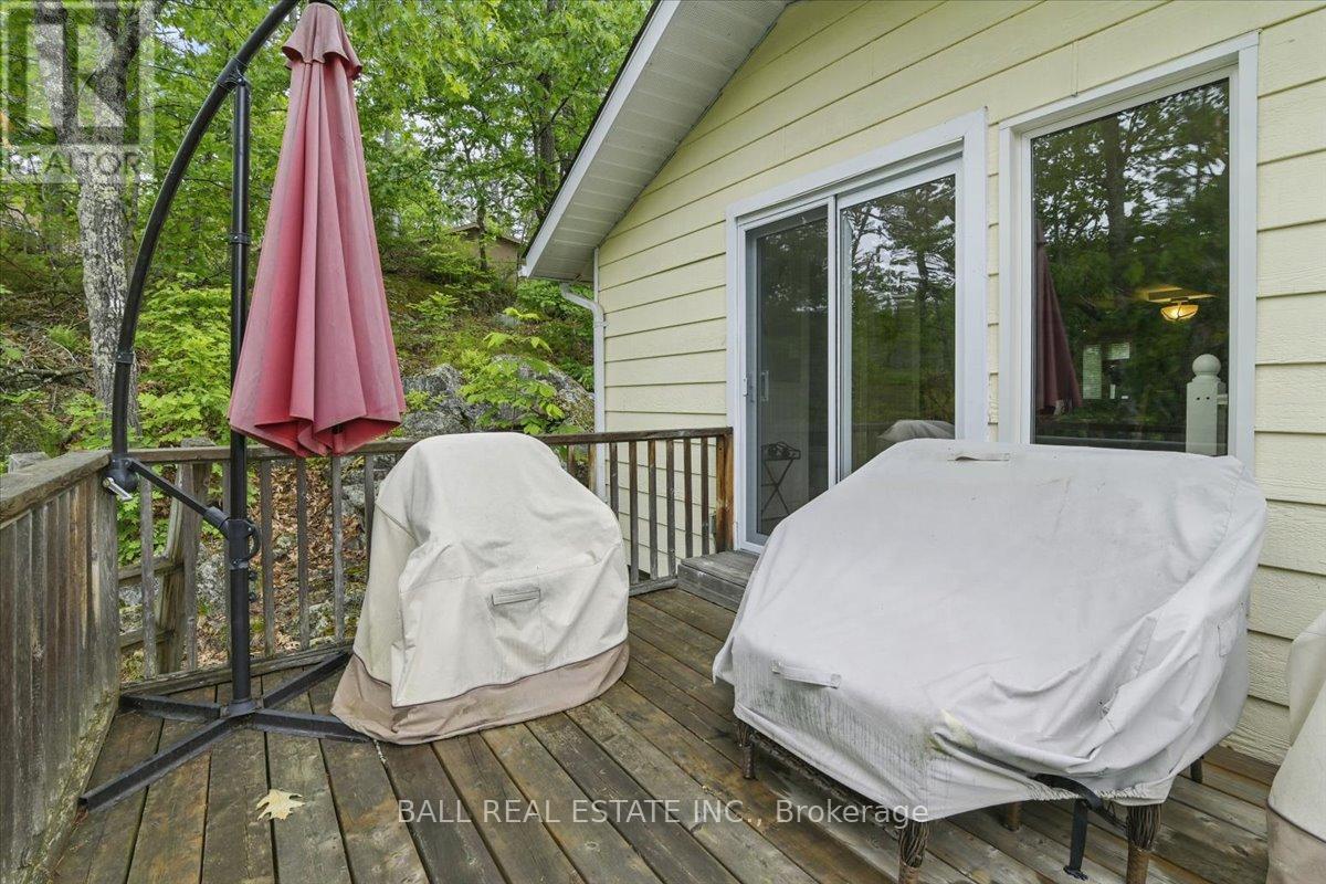 3559 Harbour Point Lane Property Photo 38