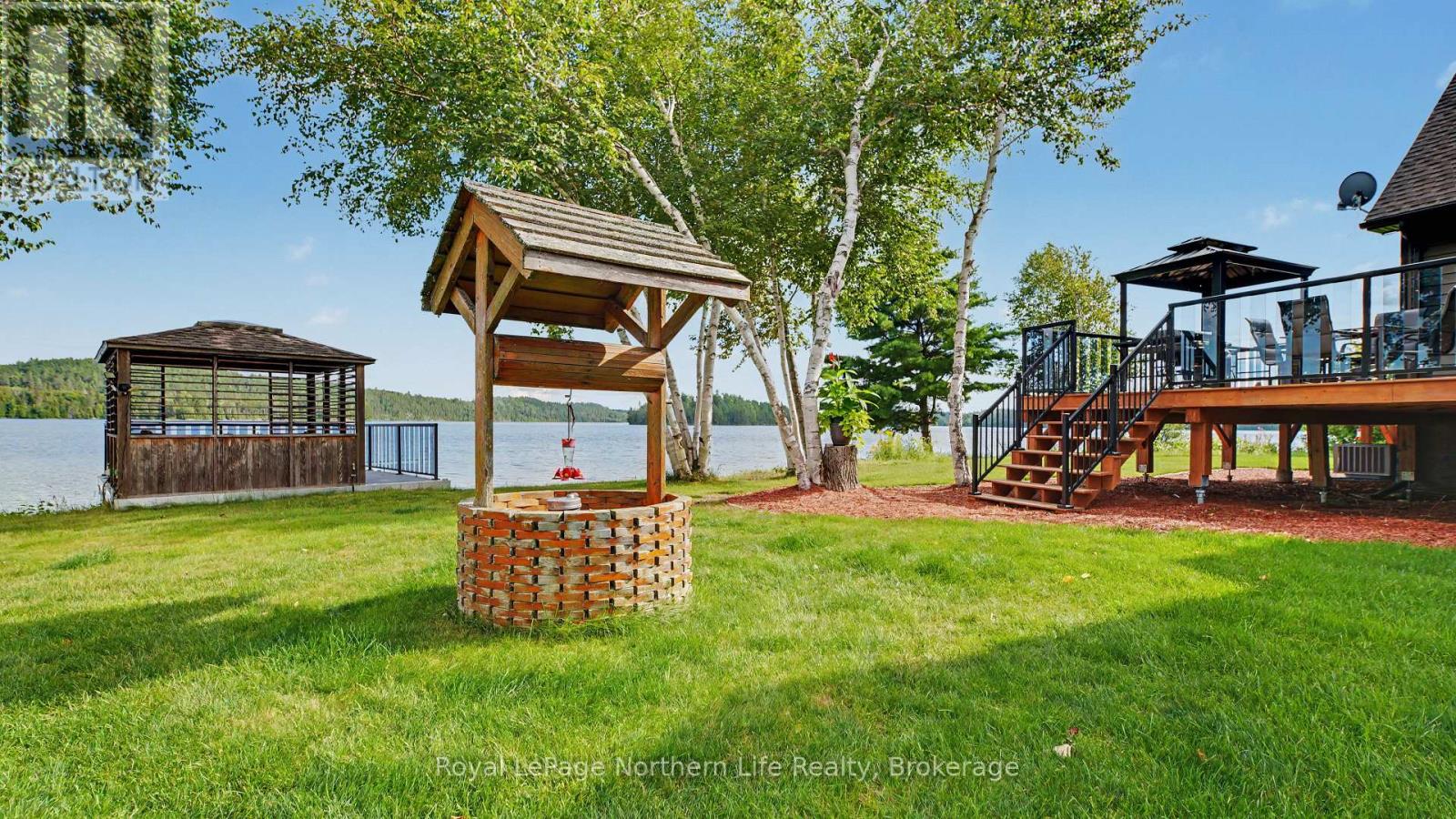 33 White Bear Court Property Photo 11