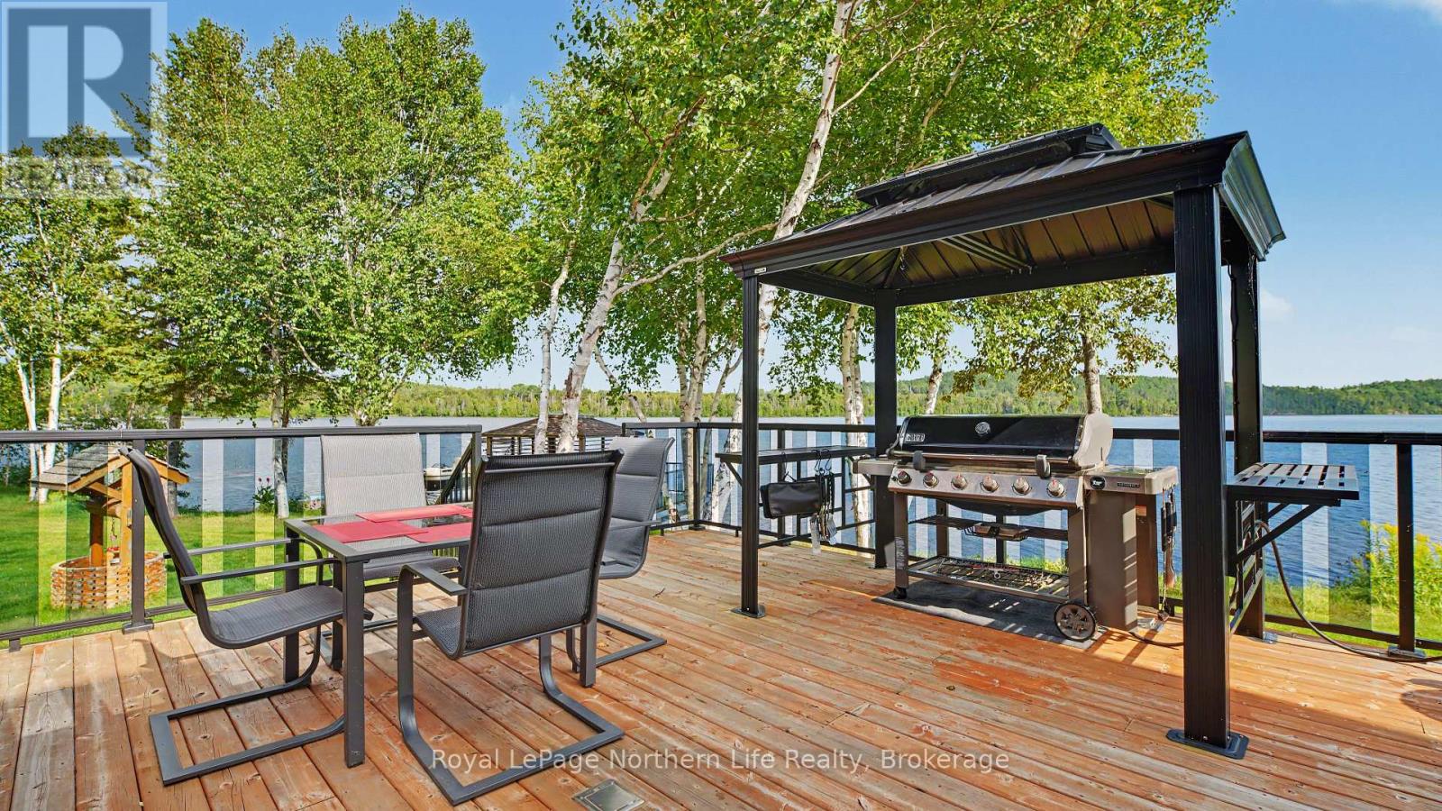 33 White Bear Court Property Photo 14