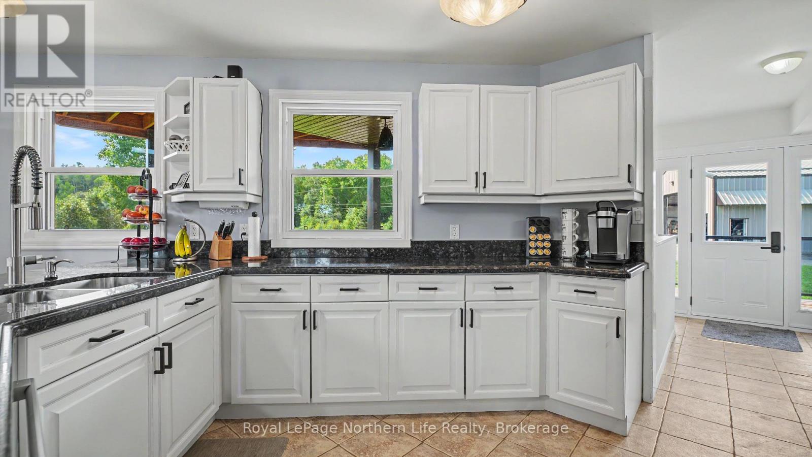33 White Bear Court Property Photo 20