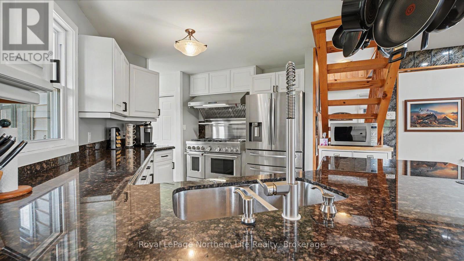 33 White Bear Court Property Photo 21