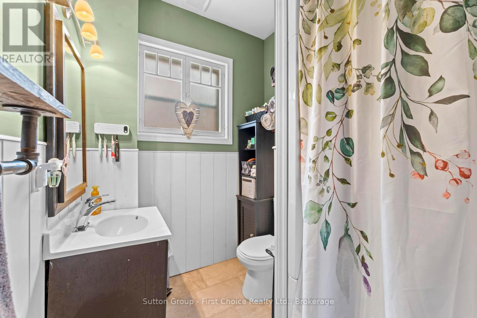41 Goderich Street W Property Photo 12
