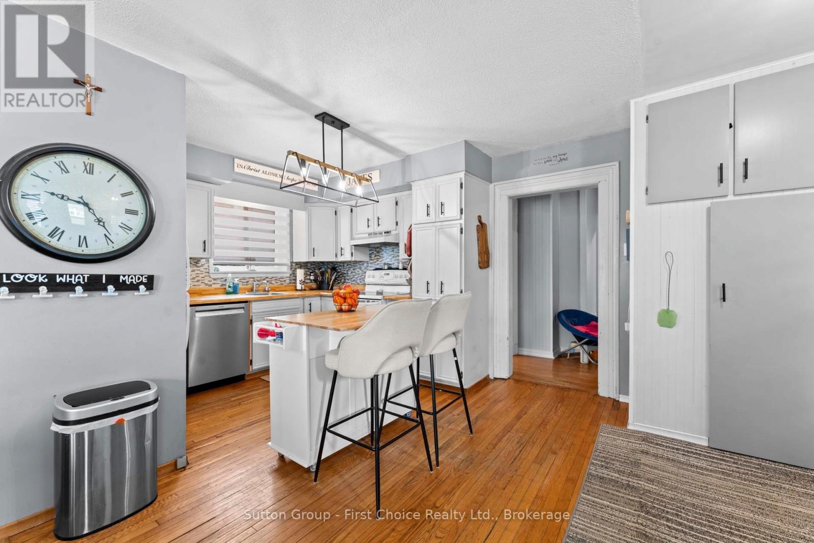 41 Goderich Street W Property Photo 16