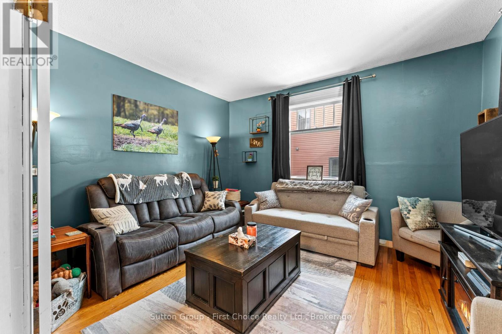 41 Goderich Street W Property Photo 23