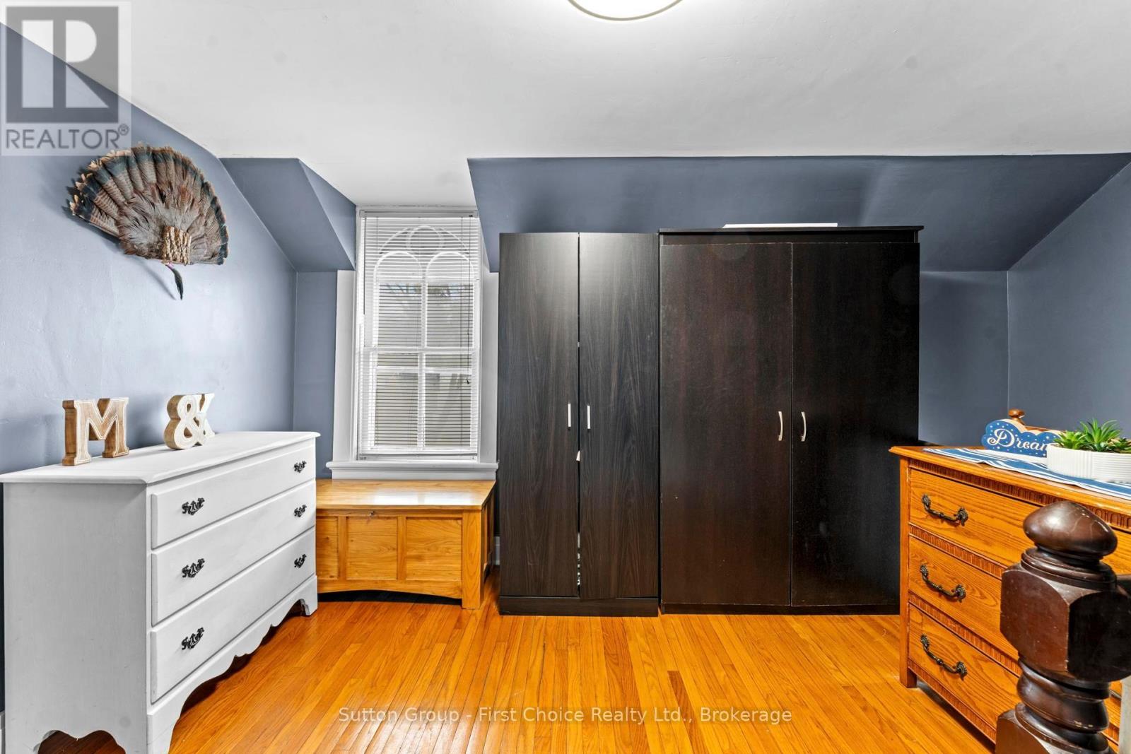 41 Goderich Street W Property Photo 26