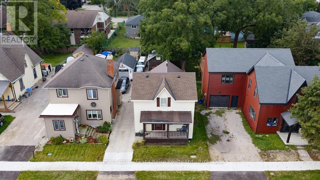 41 Goderich Street W Property Photo 40