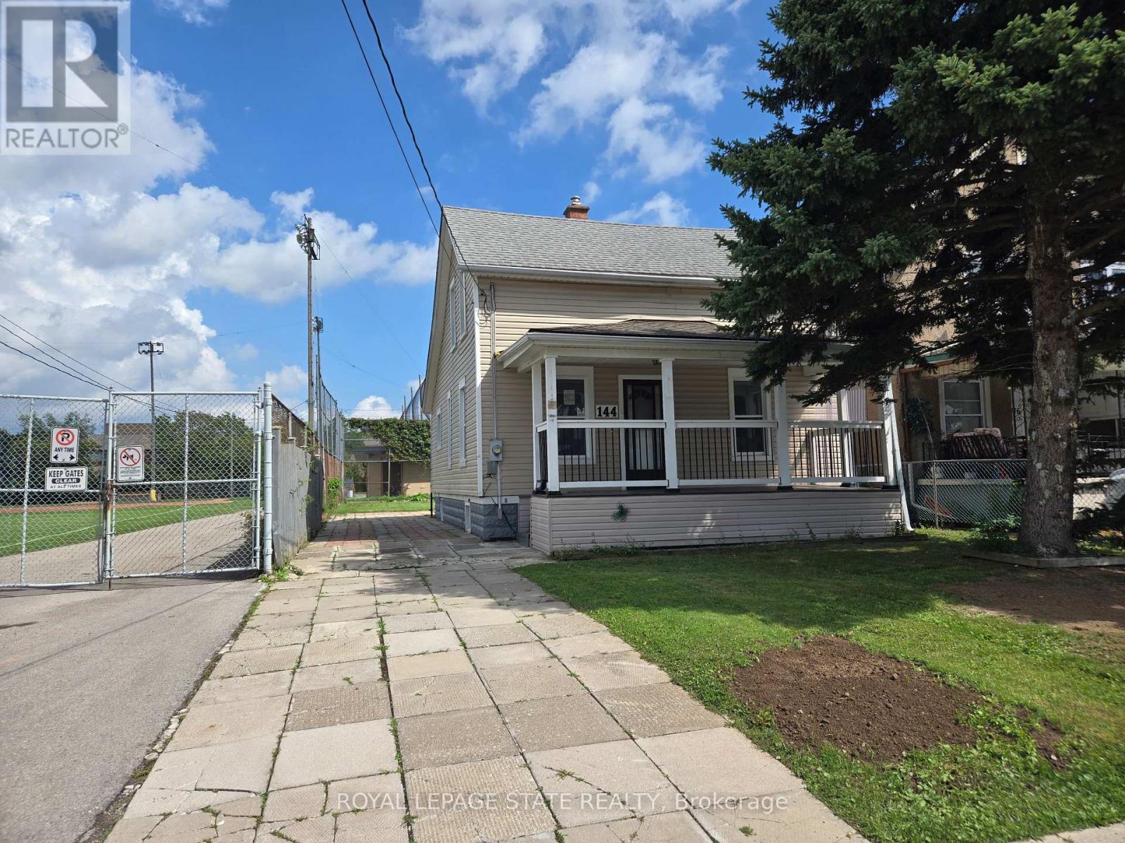 144 Burgar Street Photo de la propriété 1